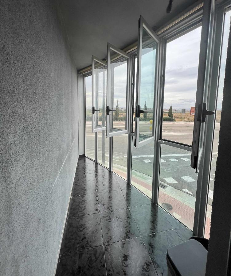 סרגוסה Murohouse Apartamento Con Piscina מראה חיצוני תמונה
